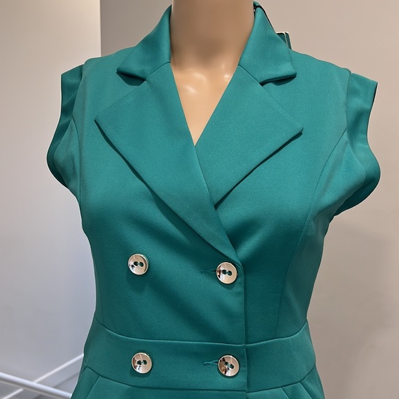 Double-Breasted sleeveless dress size small - Picture 6 of 13